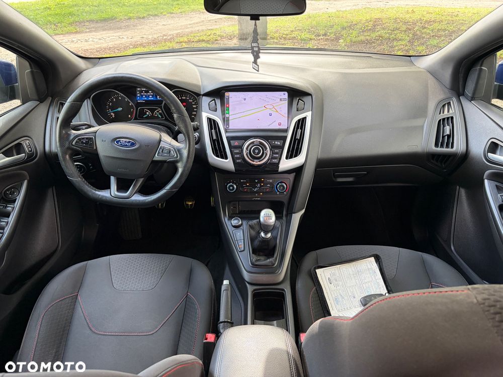 Ford Focus 1.5 EcoBoost STart-Stopp-System ST-LINE - 23