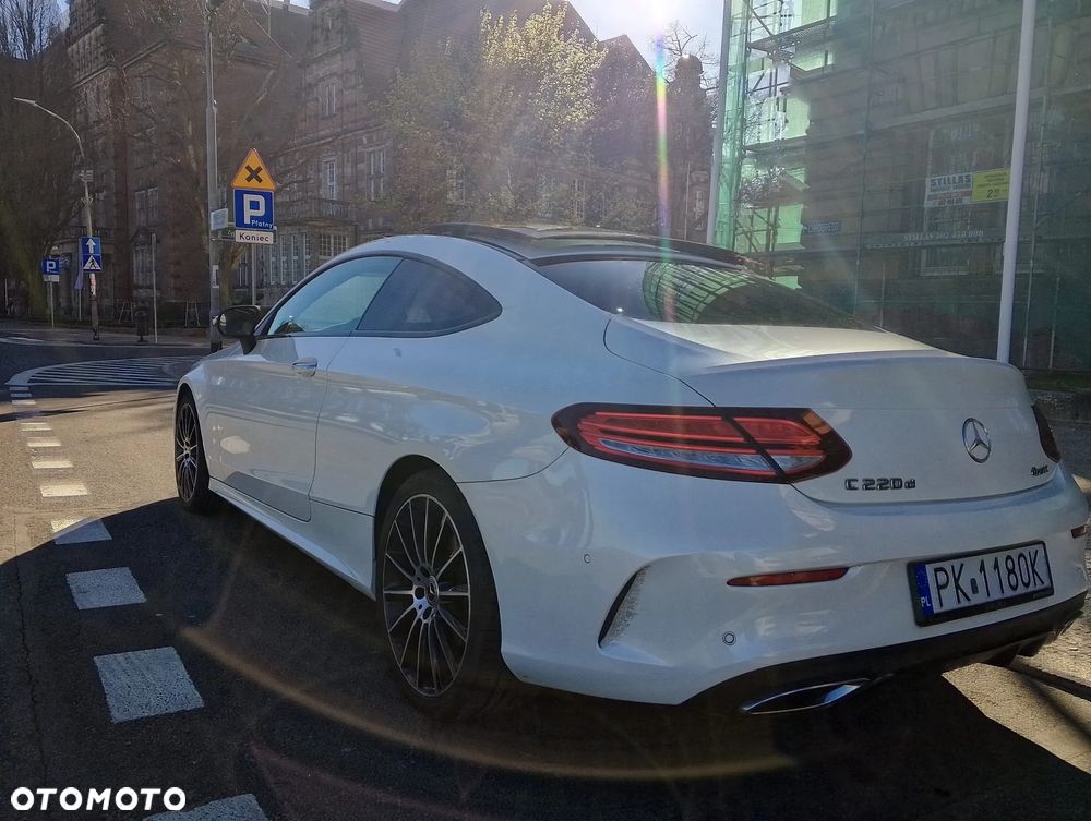 Mercedes-Benz Klasa C 220 d 4MATIC 9G-TRONIC - 3