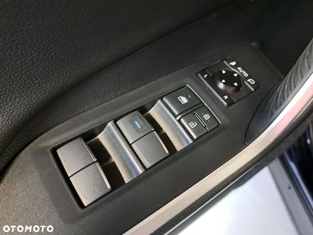 Toyota RAV4 2.0 Comfort 4x4 - 29