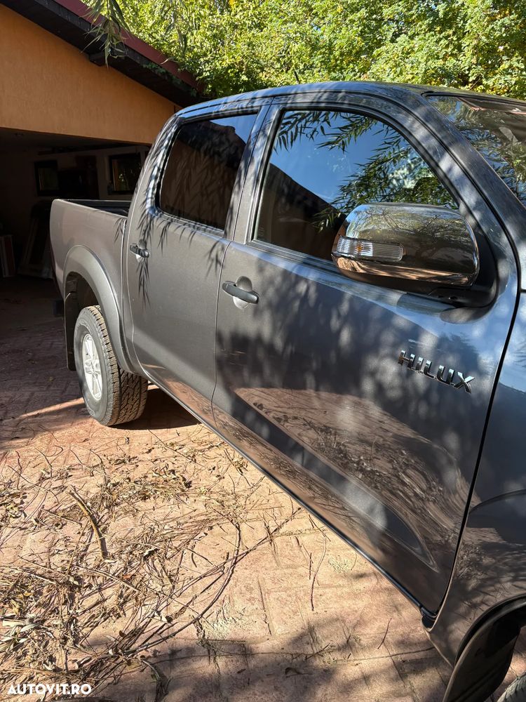 Toyota Hilux 4x4 Cabina Dubla Comfort - 4