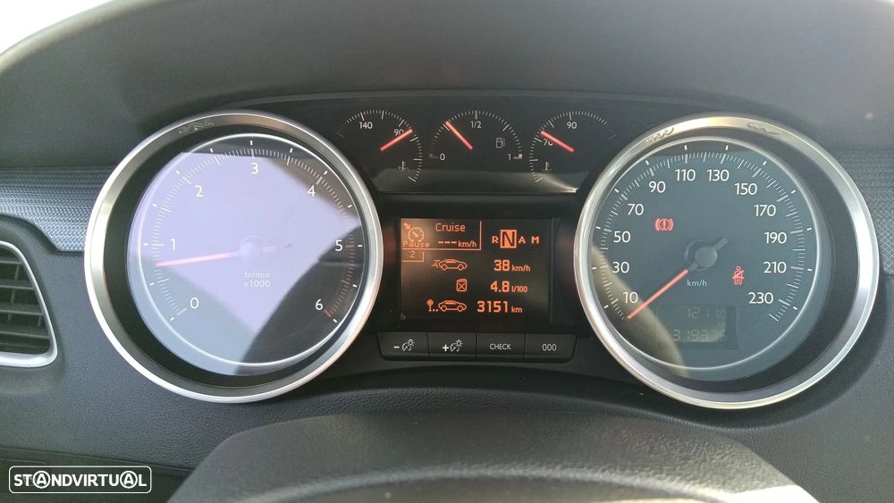 Peugeot 508 SW e-HDi FAP 110 EGS6 Active - 23