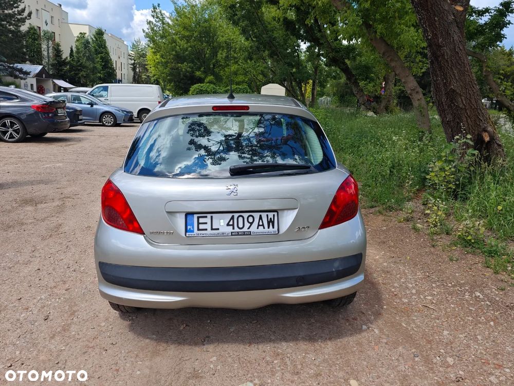 Peugeot 207 - 4