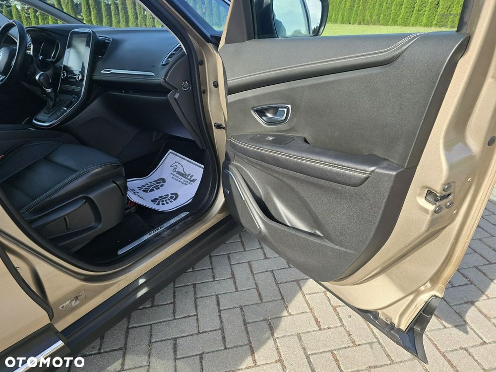 Renault Scenic - 31