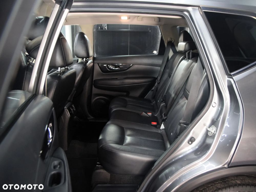 Nissan X-Trail 1.7 dCi N-Connecta 2WD - 9