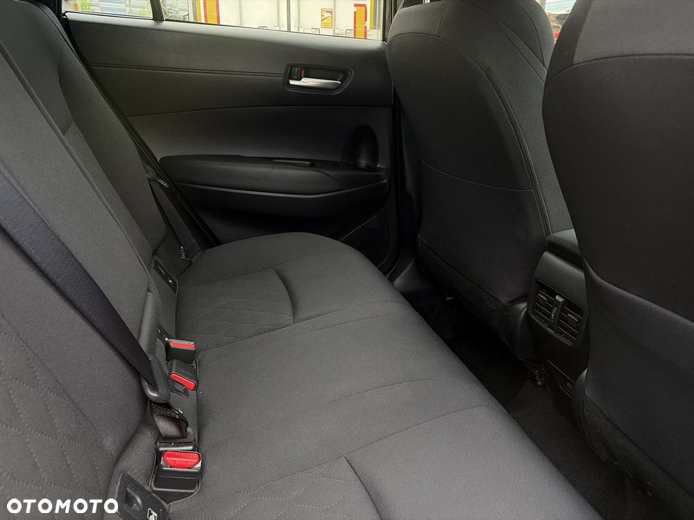 Toyota Corolla Cross - 11