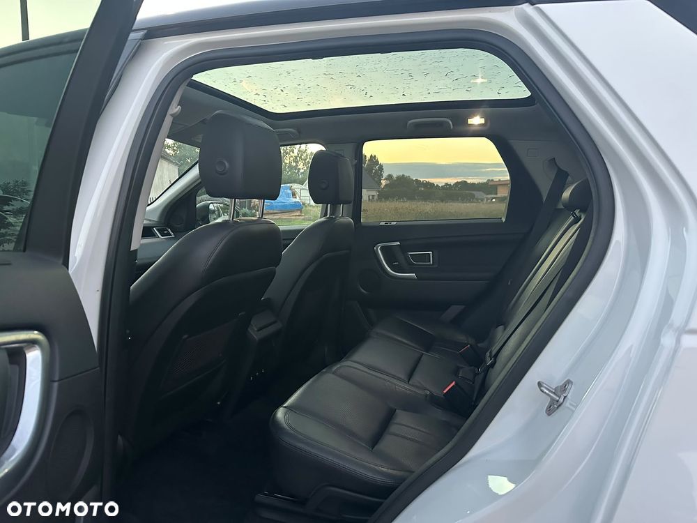 Land Rover Discovery Sport TD4 HSE - 25