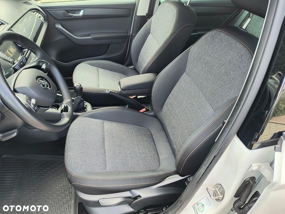 Skoda Fabia 1.0 TSI Ambition - 10