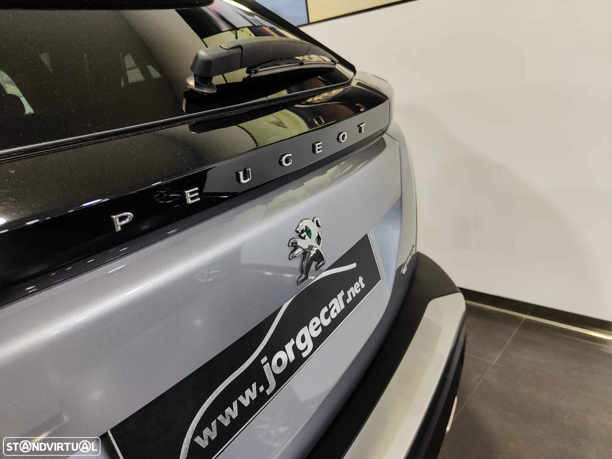 Peugeot 2008 1.2 PureTech GT Line - 22