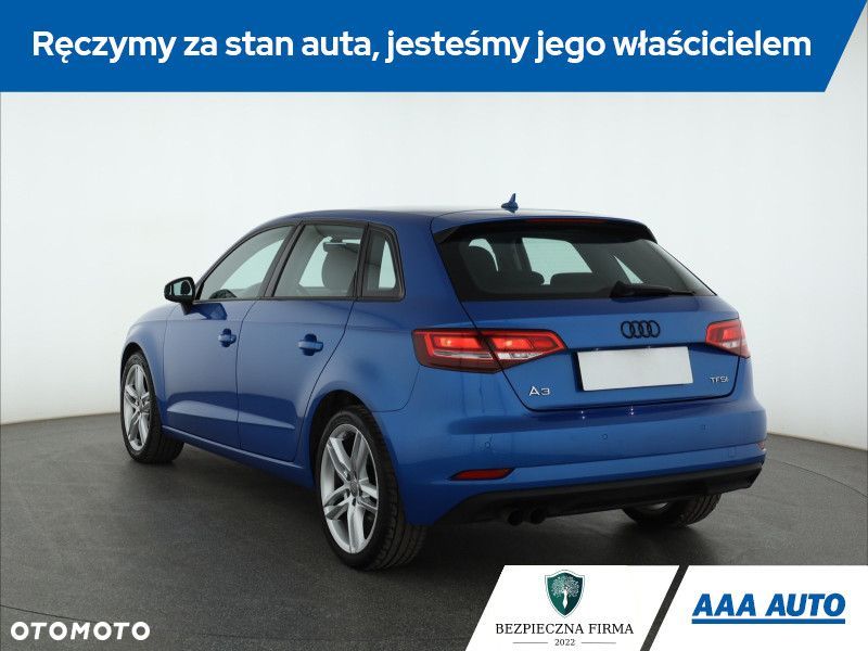 Audi A3 Sportback - 6