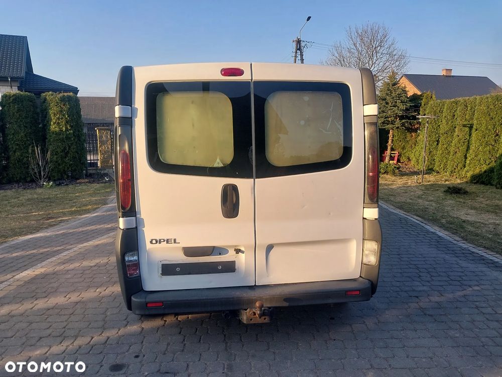 Opel vivaro - 6