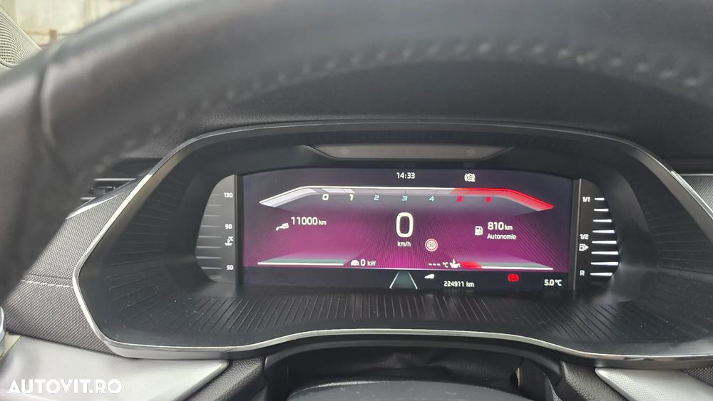 Skoda Octavia 2.0 TDI Style - 6