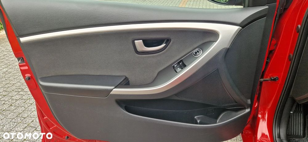 Hyundai i30 - 11