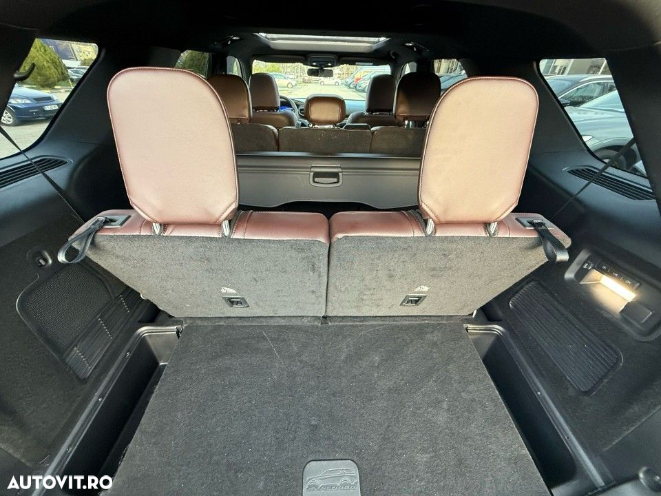 Ford Explorer - 13