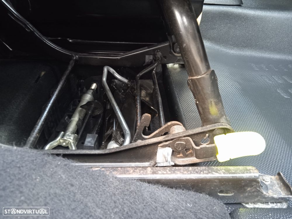 Citroën Berlingo XL (Longa) 1.6 Hdi 100cv 3 lugares 5 portas - 41