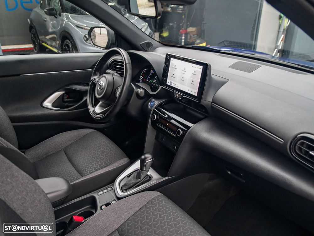 Toyota Yaris Cross 1.5 HDF Square Collection - 25