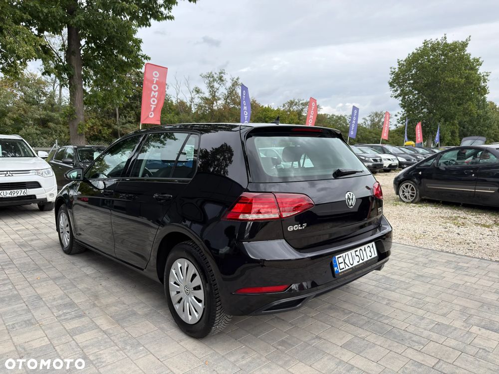 Volkswagen Golf - 15