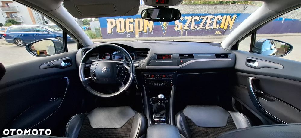 Citroën C5 Tourer HDi 140 FAP CrossTourer - 13