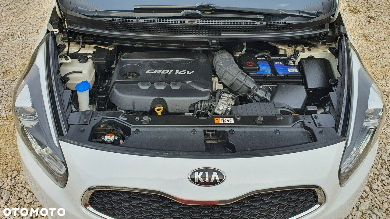 Kia Carens 1.7 CRDi S 7os - 33