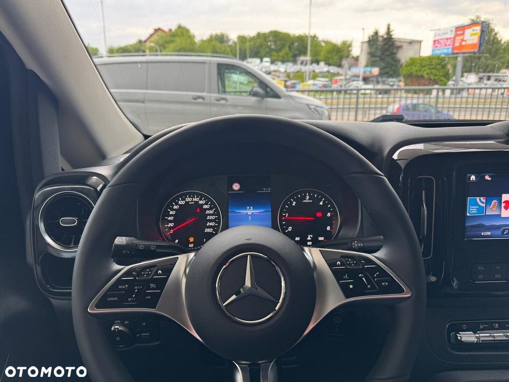 Mercedes-Benz Vito - 27