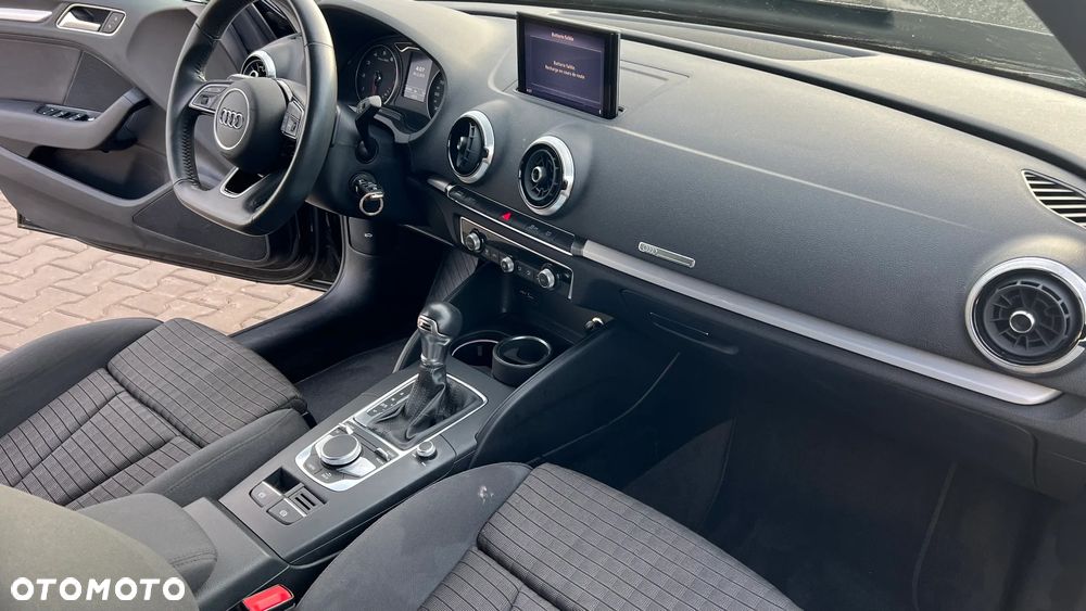 Audi A3 Sportback - 9