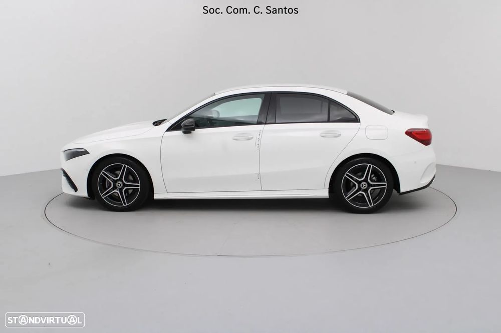 Mercedes-Benz A 180 Limousine d AMG Line Aut. - 4