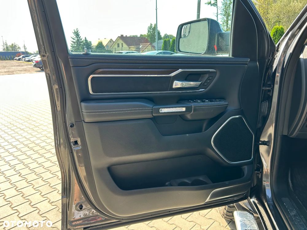 Dodge RAM 1500 5.7 4x4 - 11