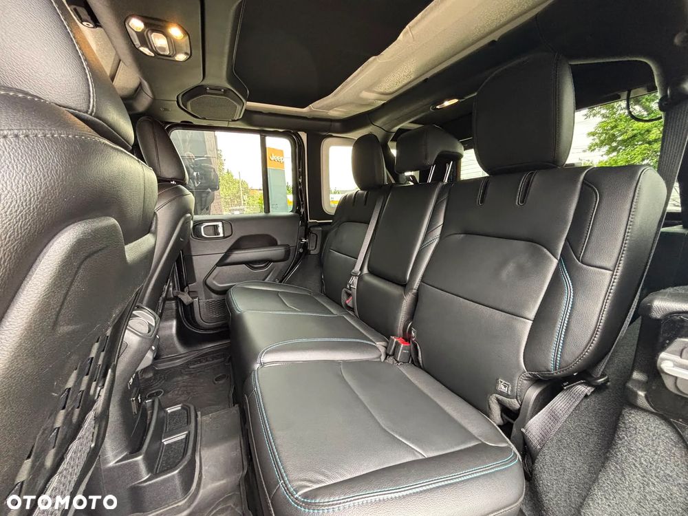 Jeep Wrangler Unlimited 2.0 Turbo PHEV 4xe Rubicon - 24