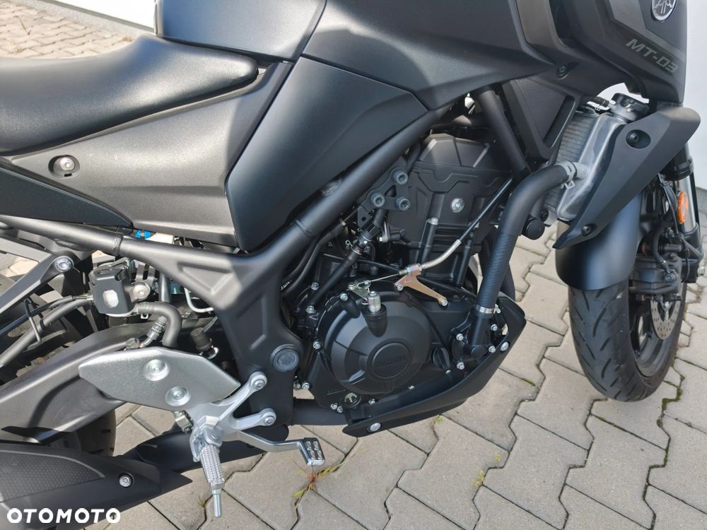 Yamaha MT - 4