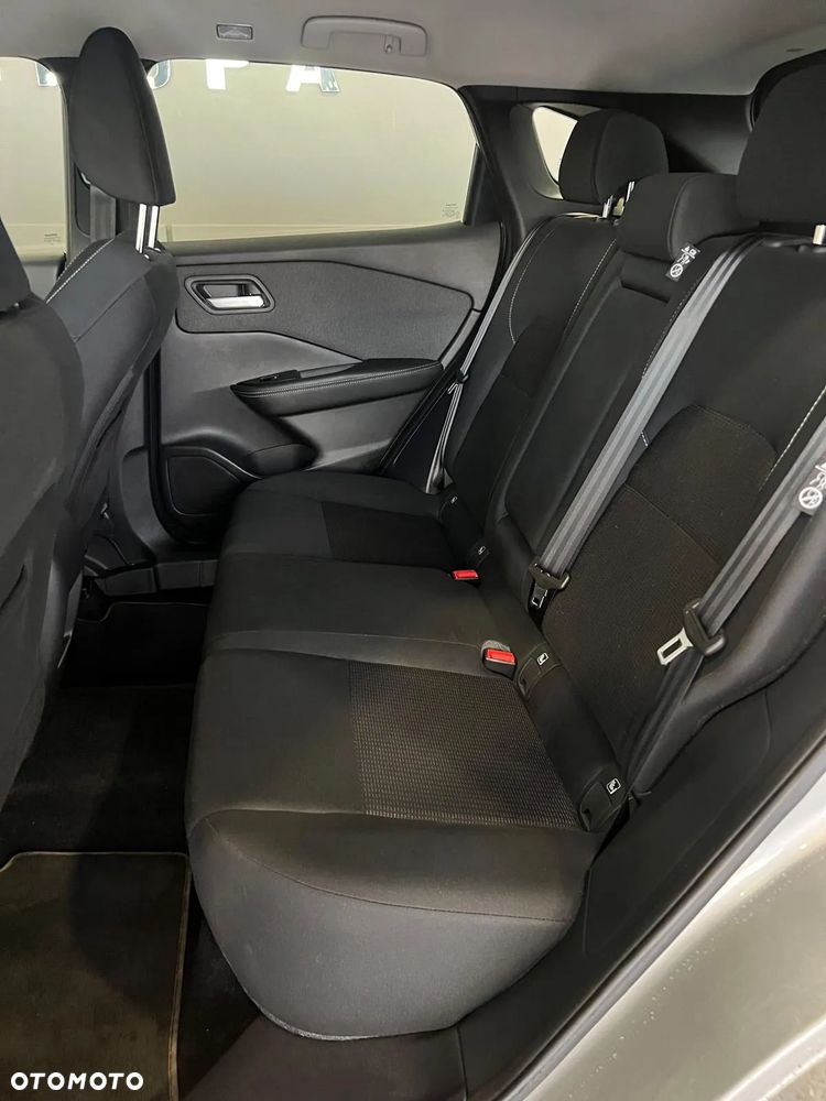 Nissan Qashqai 1.3 DIG-T Acenta DCT - 18