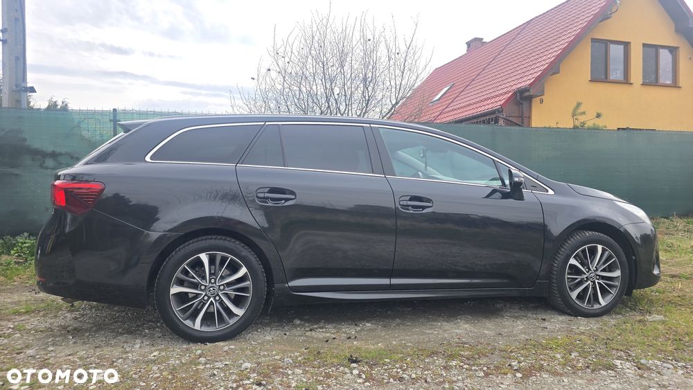 Toyota Avensis 2.0 D-4D Active Business - 1