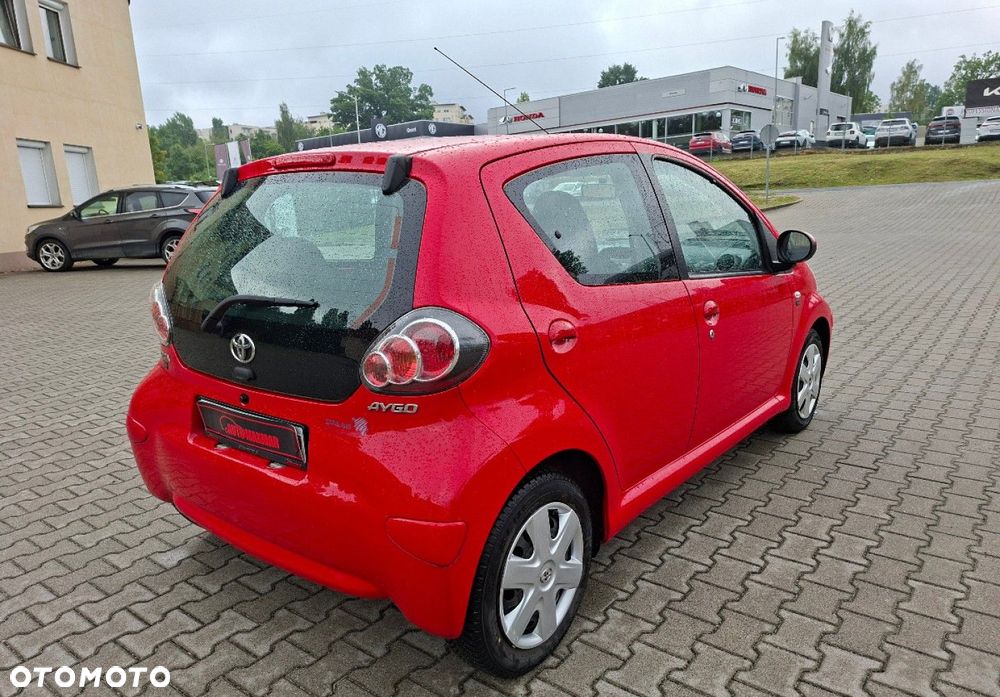 Toyota Aygo - 8