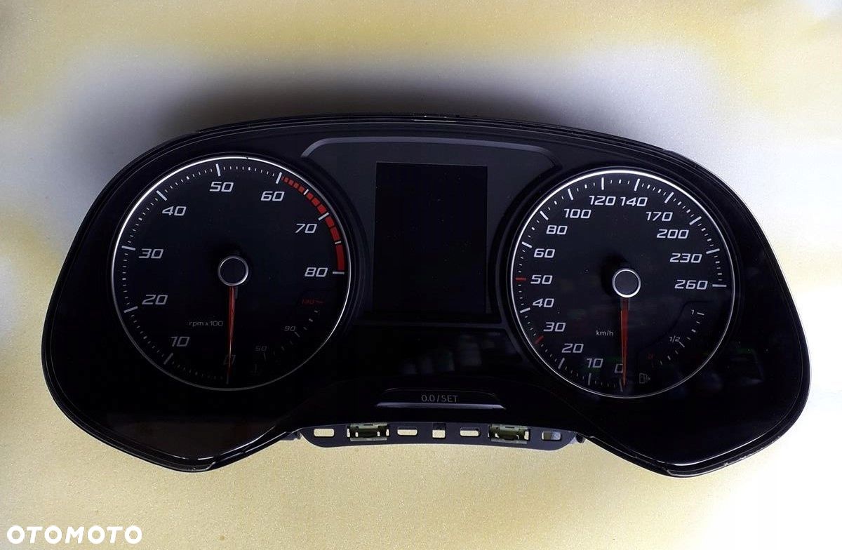 Licznik zegary 5F0920870F Seat Leon III - 1