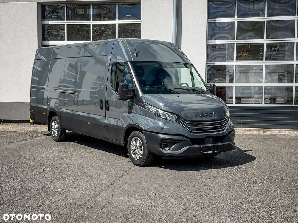 Iveco 35S18H V 3.0 Diesel 180 KM MT6 Furgon L4H2 - 3