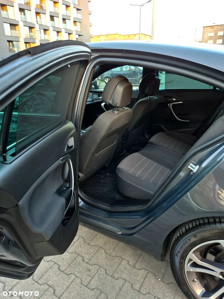 Opel Insignia 2.0 T Cosmo 4x4 S&S - 13