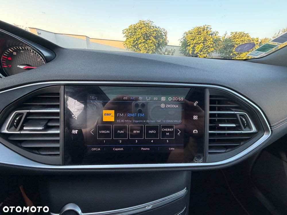 Peugeot 308 PureTech 225 EAT8 Stop & Start GT - 21