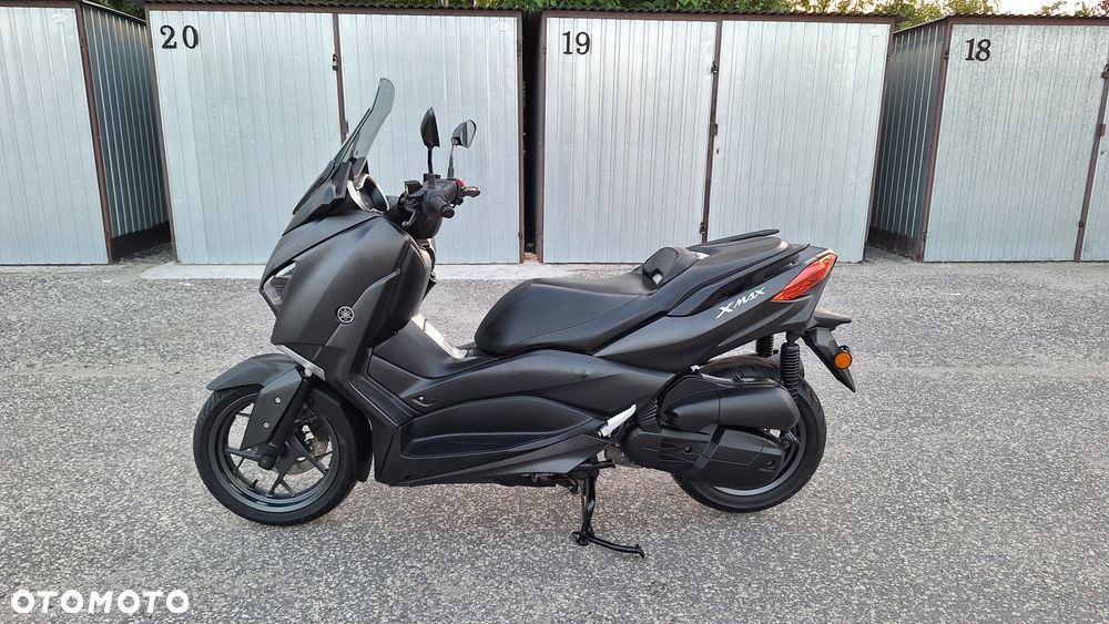 Yamaha X-max - 3