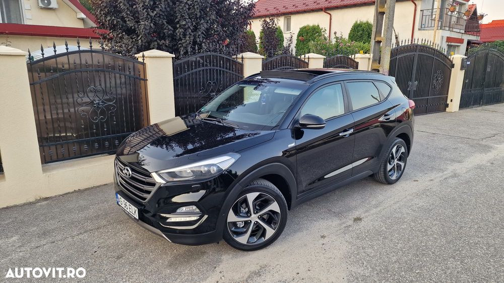 Hyundai Tucson 2.0 CRDI 4WD Automatik Premium - 33