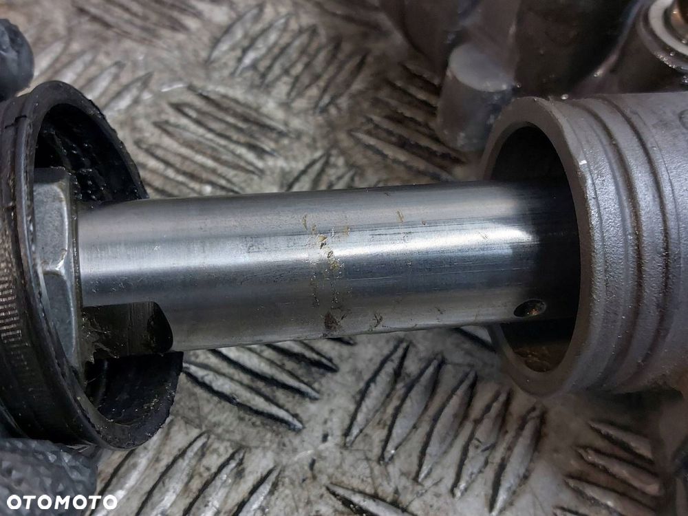 MAGLOWNICA PRZEKŁADNIA KIEROWNICZA SKODA SUPERB I 8D1422074F - 6