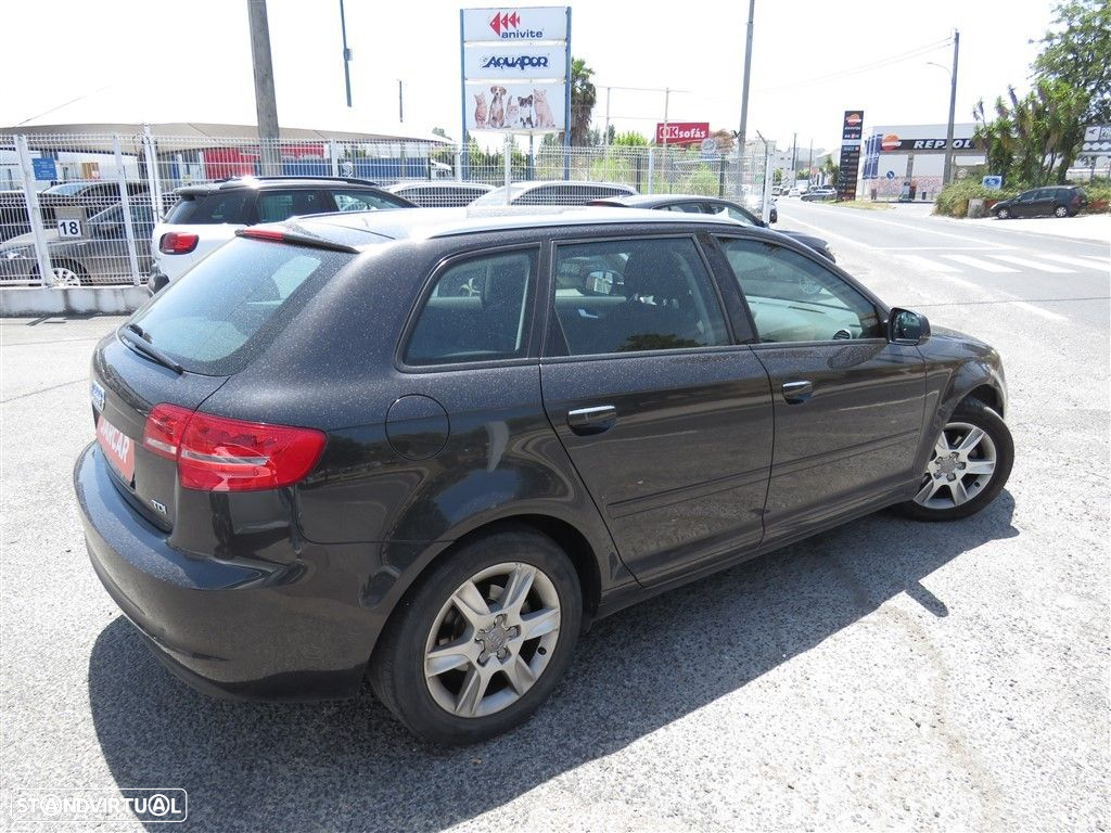 Audi A3 Sportback 1.6 TDI Attraction - 3