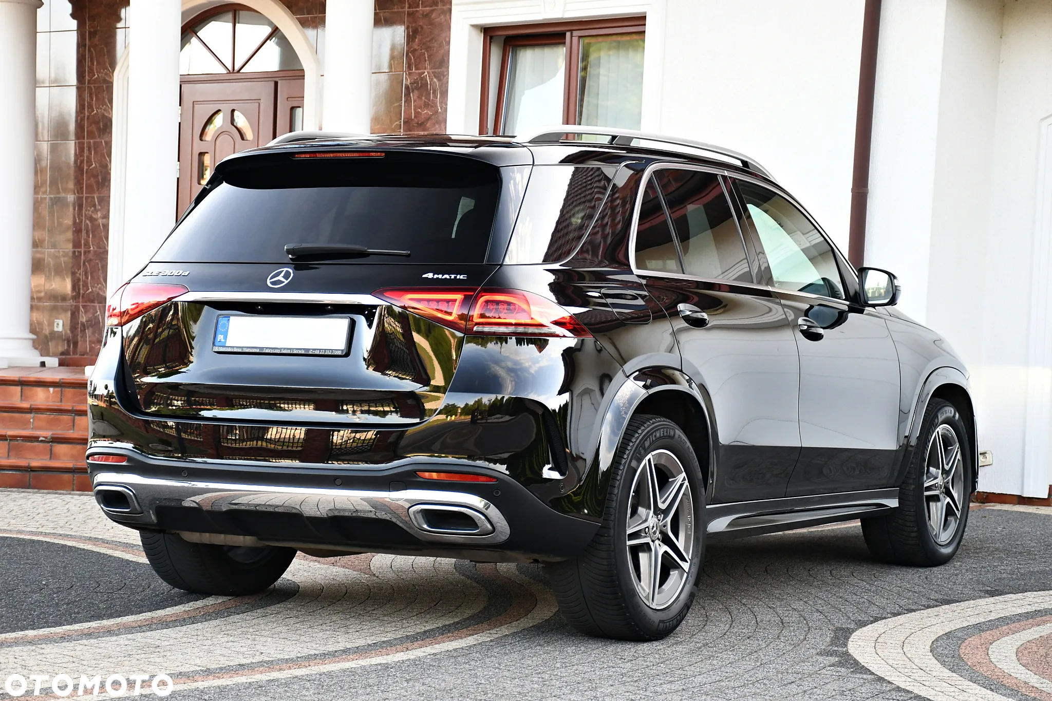 Mercedes-Benz GLE - 12