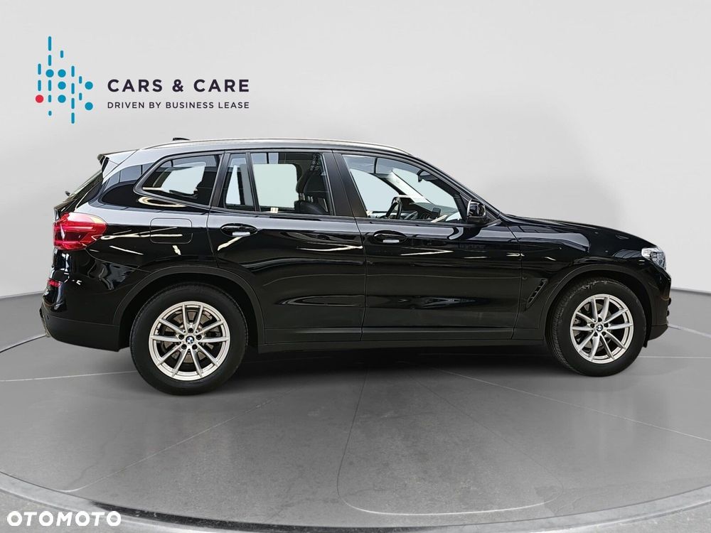 BMW X3 sDrive18d - 22