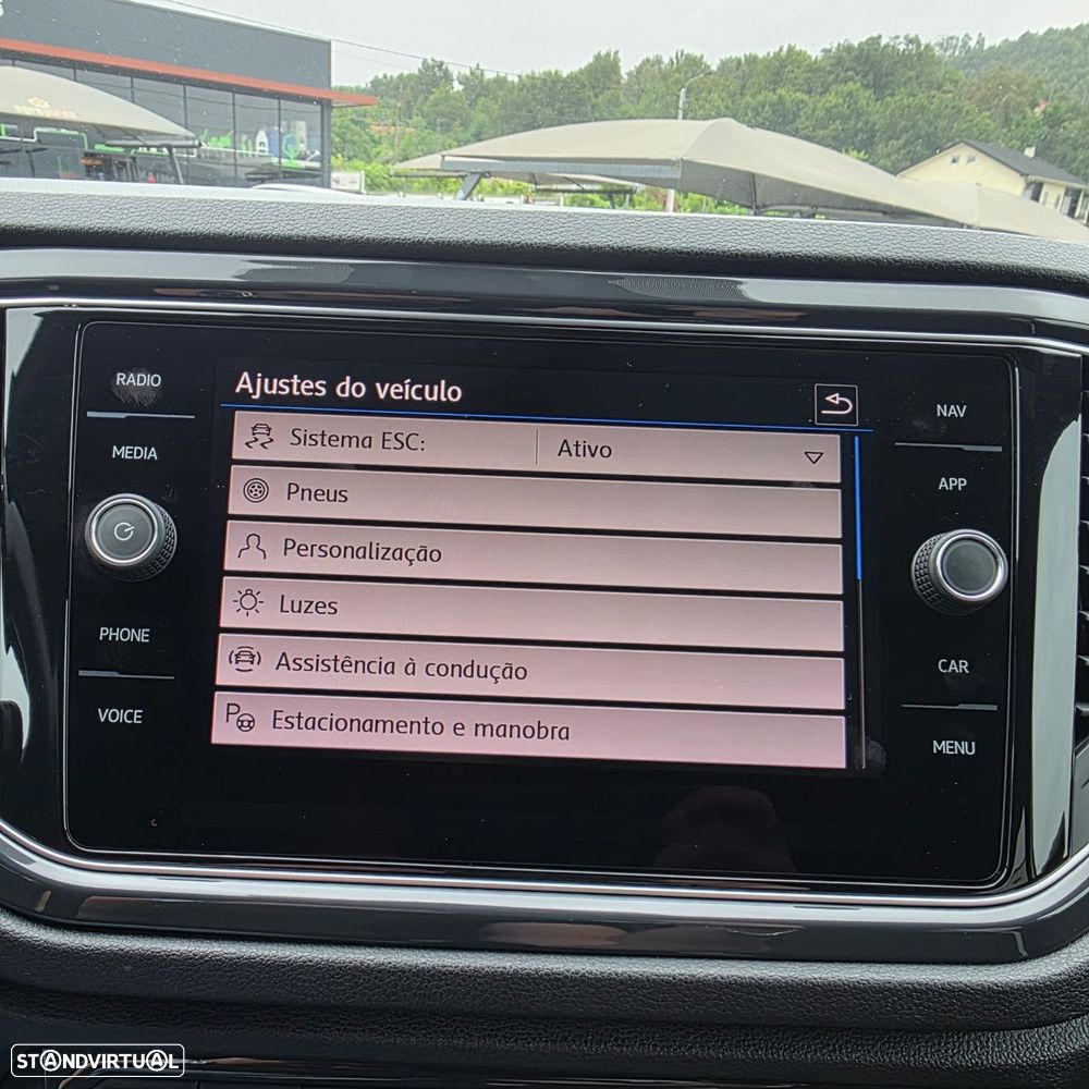 VW T-Roc 2.0 TDI Sport DSG 4Motion - 25