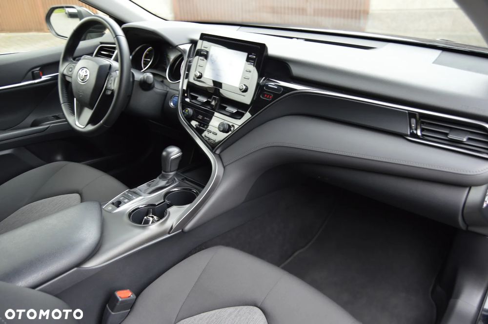 Toyota Camry 2.5 Hybrid Comfort CVT - 14