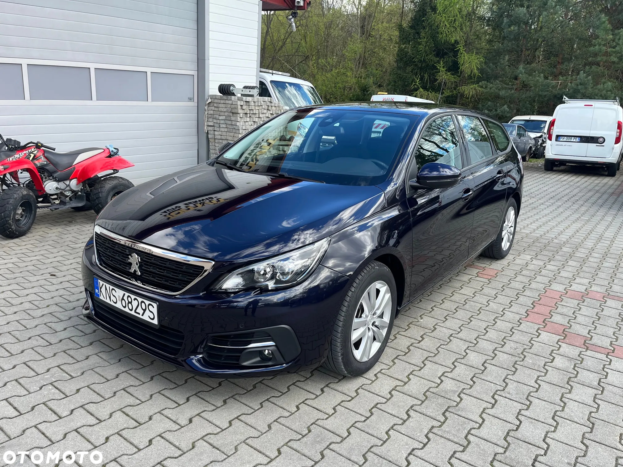 Peugeot 308 SW 1.2 PureTech GPF Active Pack Business S&S EAT8 - 2