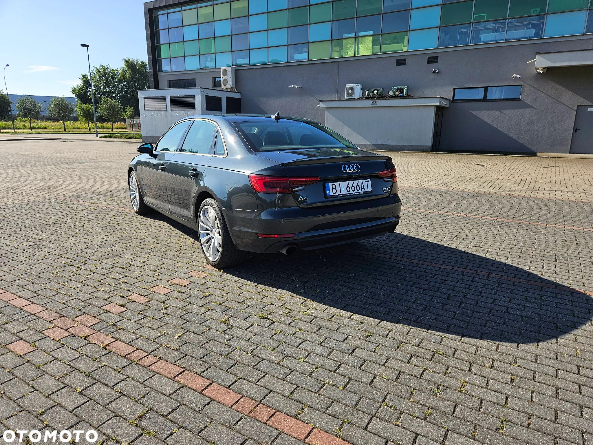 Audi A4 2.0 TFSI Quattro S tronic - 4
