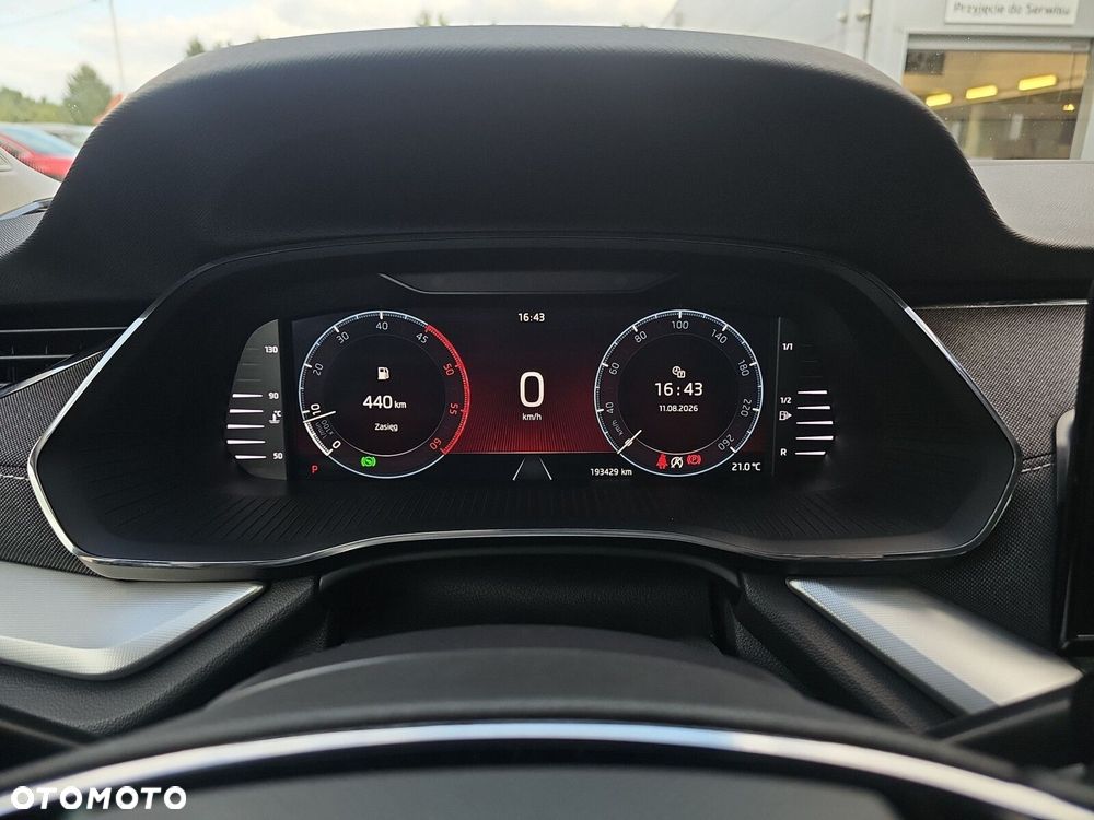 Skoda Octavia 2.0 TDI 4x4 Style DSG - 11