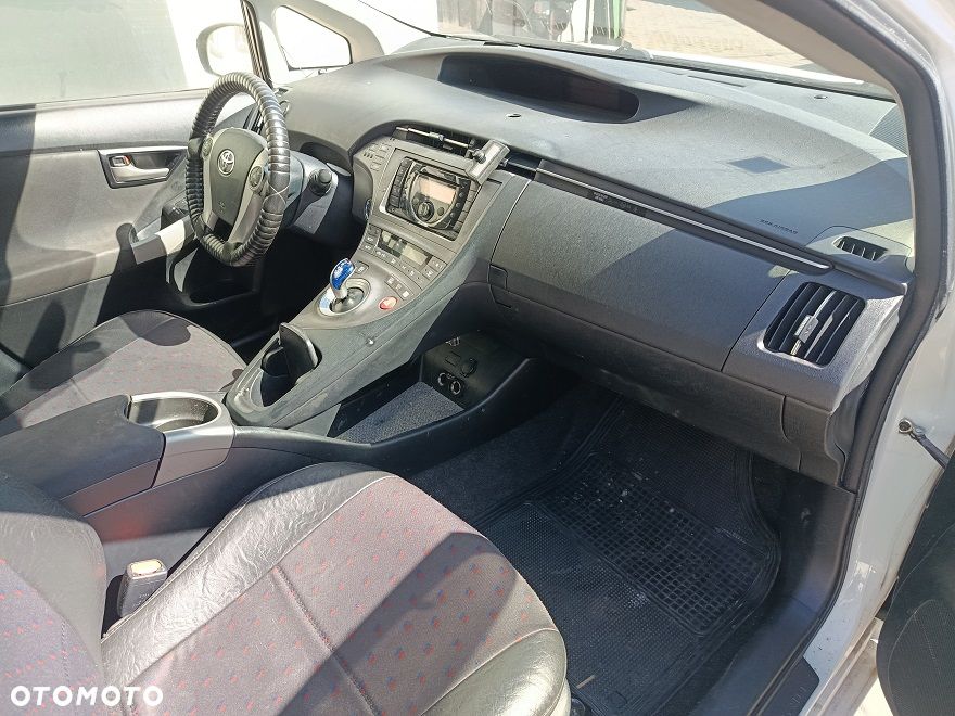 Toyota Prius - 6