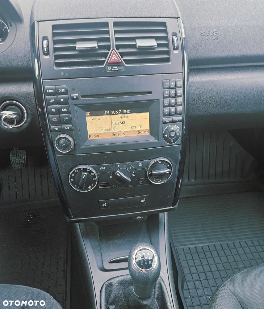 Mercedes-Benz Klasa A 150 BlueEFFICIENCY Elegance - 11