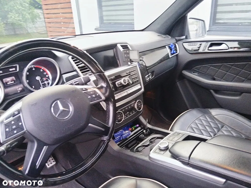 Mercedes-Benz GL 350 BlueTec 4-Matic - 10