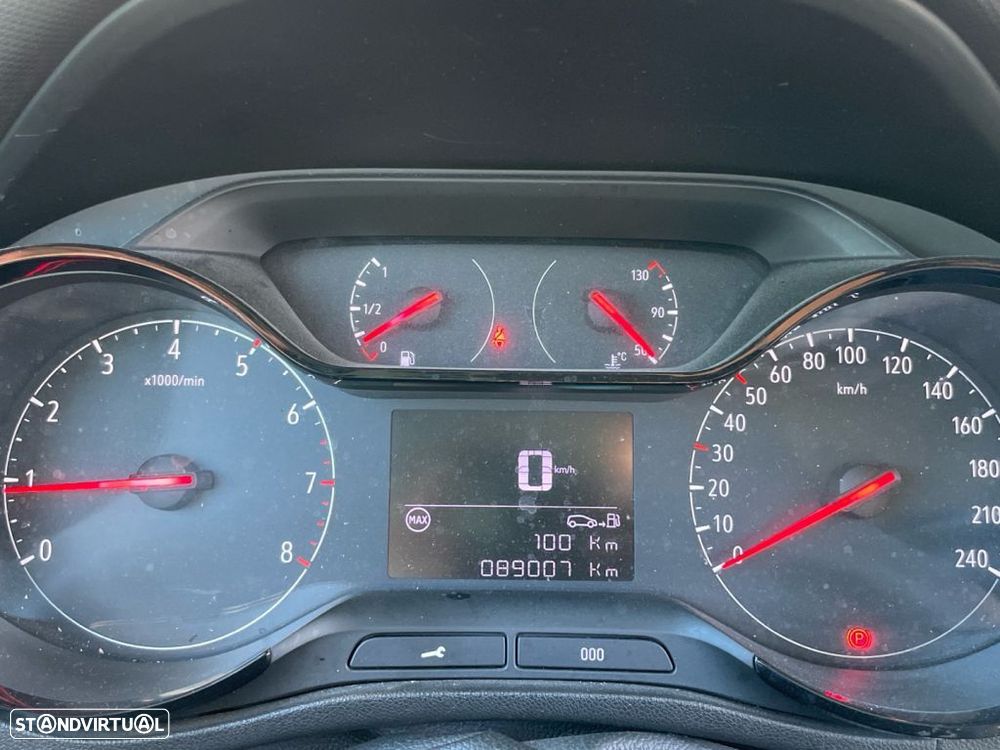 Opel Crossland 1.2 T Edition — fotografia 3